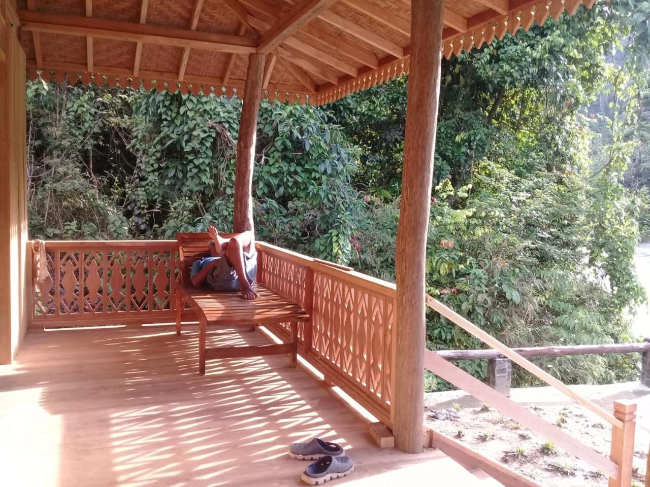 Rambai Tree Jungle Lodges Bukit Lawang Extérieur photo